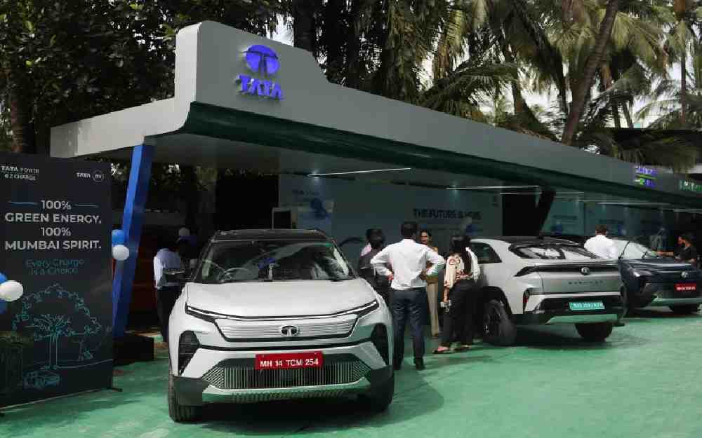 ارتفاع الطلب على السيارات الكهربائية