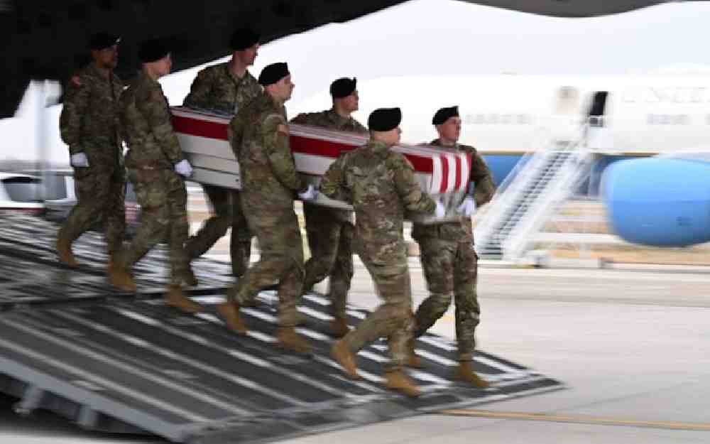 مواجهة جيش نظامي في إيران